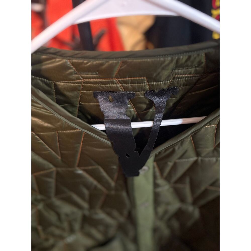 NEW SZ L - Vlone  Guilted Coat, Army Green - Picture 3 of 4